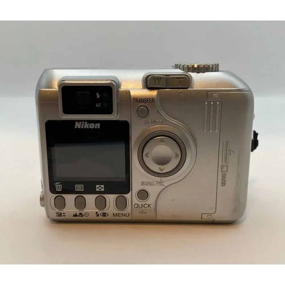 Nikon Coolpix 4300 Silver 4MP Digital Camera UNTESTED